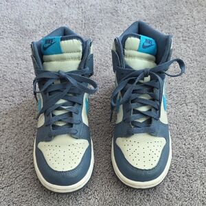 Nike Kids High Sneakers - Size 5.5Y